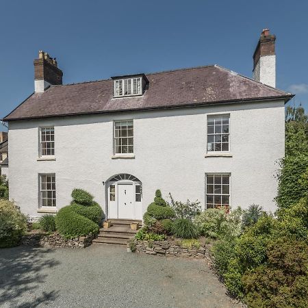 The Old Schoolhouse And Cottage Bishop's Castle Exterior photo